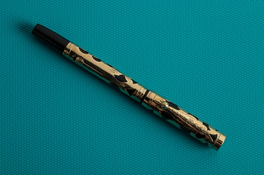 WATERMAN No. 0552 1/2 Fountain Pen, GOLD-FILLED VINE: Heading: Author: Waterman Title: No. 0552 1/2 Fountain Pen, Gold-Filled Vine Overlay, Superb Place Published: United States Publisher: Date Published: c.1925 Description: N