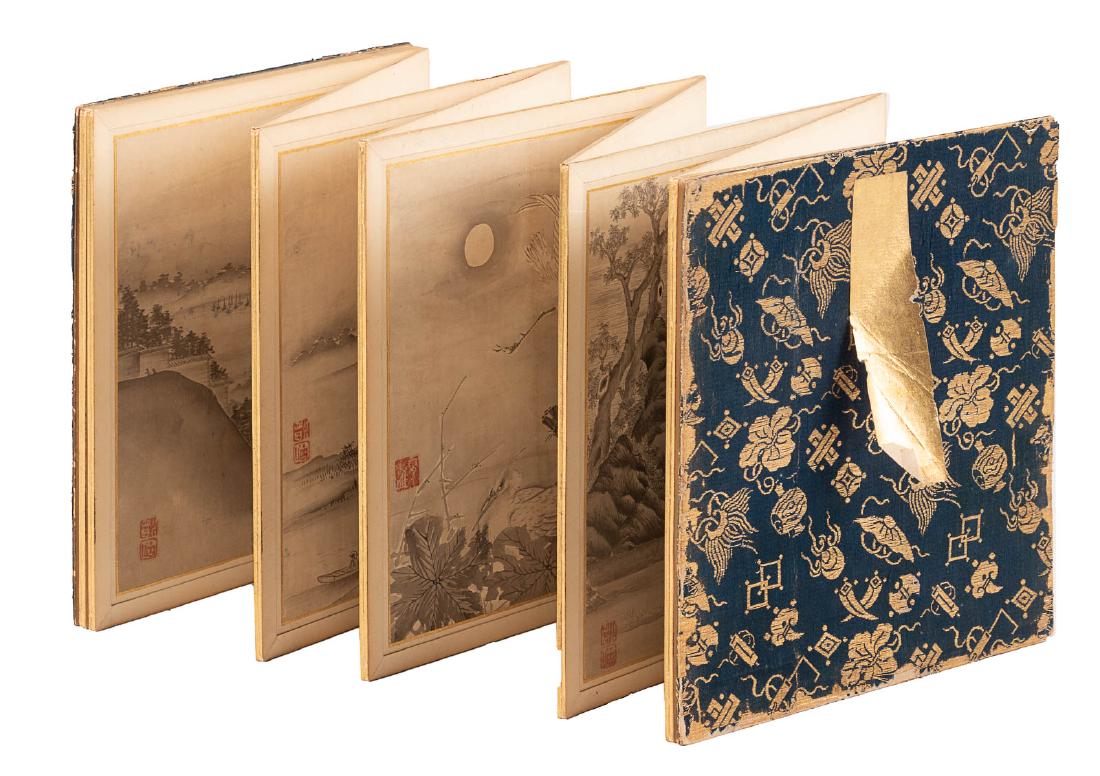 Chinese accordion book with hand painted silk panels (1 of 7)