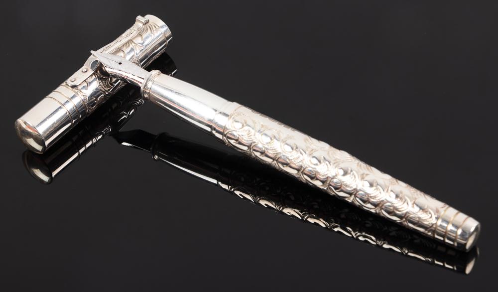 YARD-O-LED Victorian Grand Sterling Silver Fountain Pen (1 of 2)