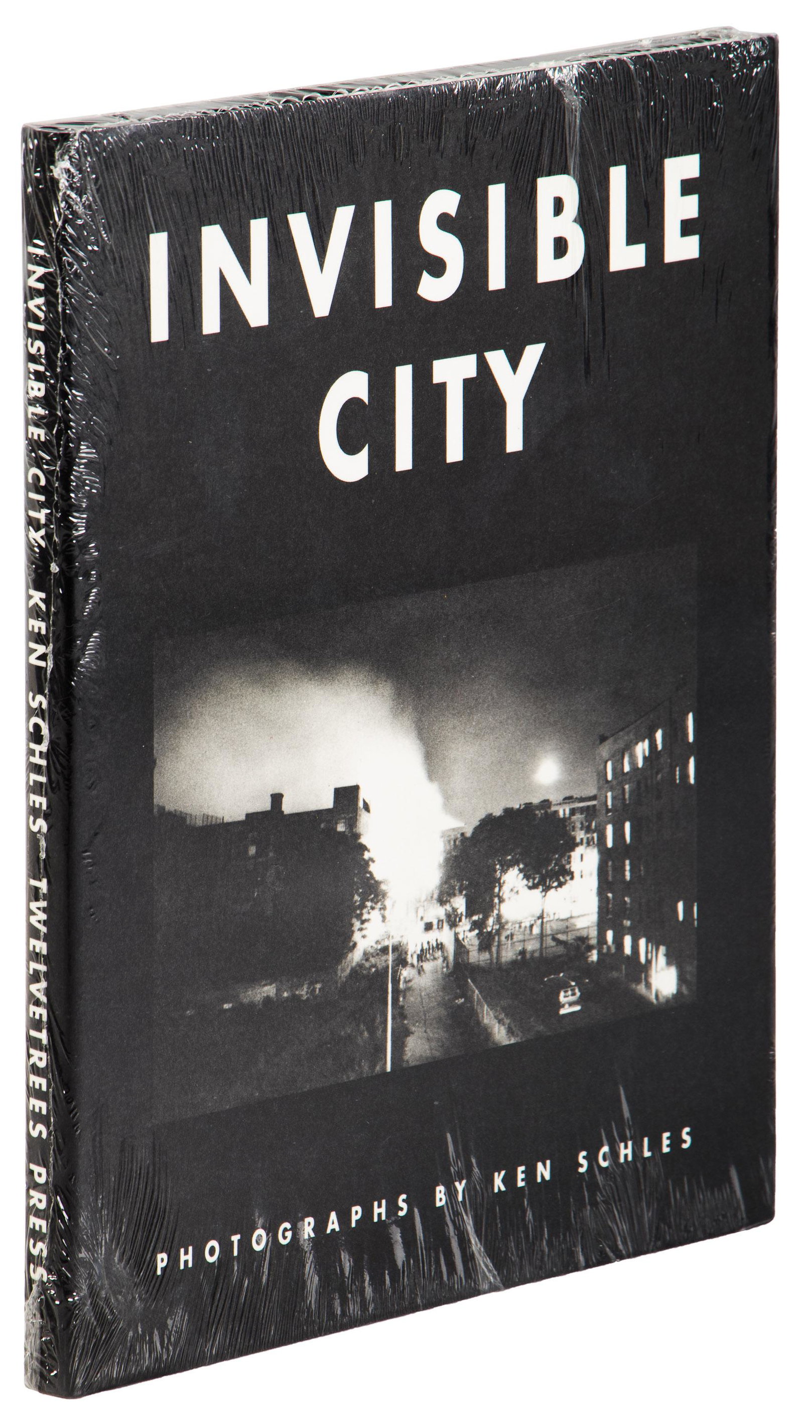 Invisible City:Photographs by Ken Schles: Heading: Author: Schles, Ken Title: Invisible City Place Published: [Pasadena, CA] Publisher:Twelvetrees Press Date Published: 1988 Description: [80] pp. Texts by Lewis Mumford,