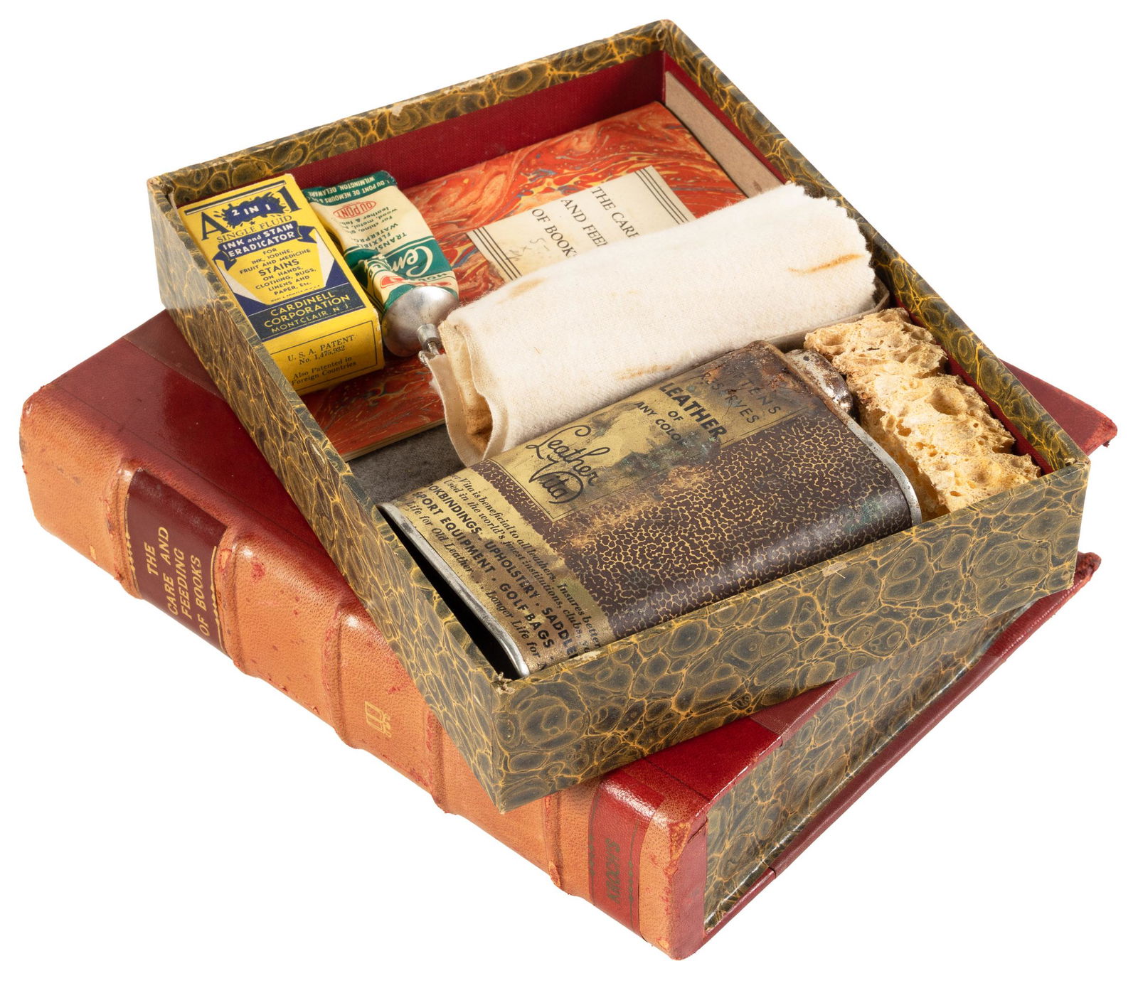 Beautiful box for storing book supplies (1 of 3)