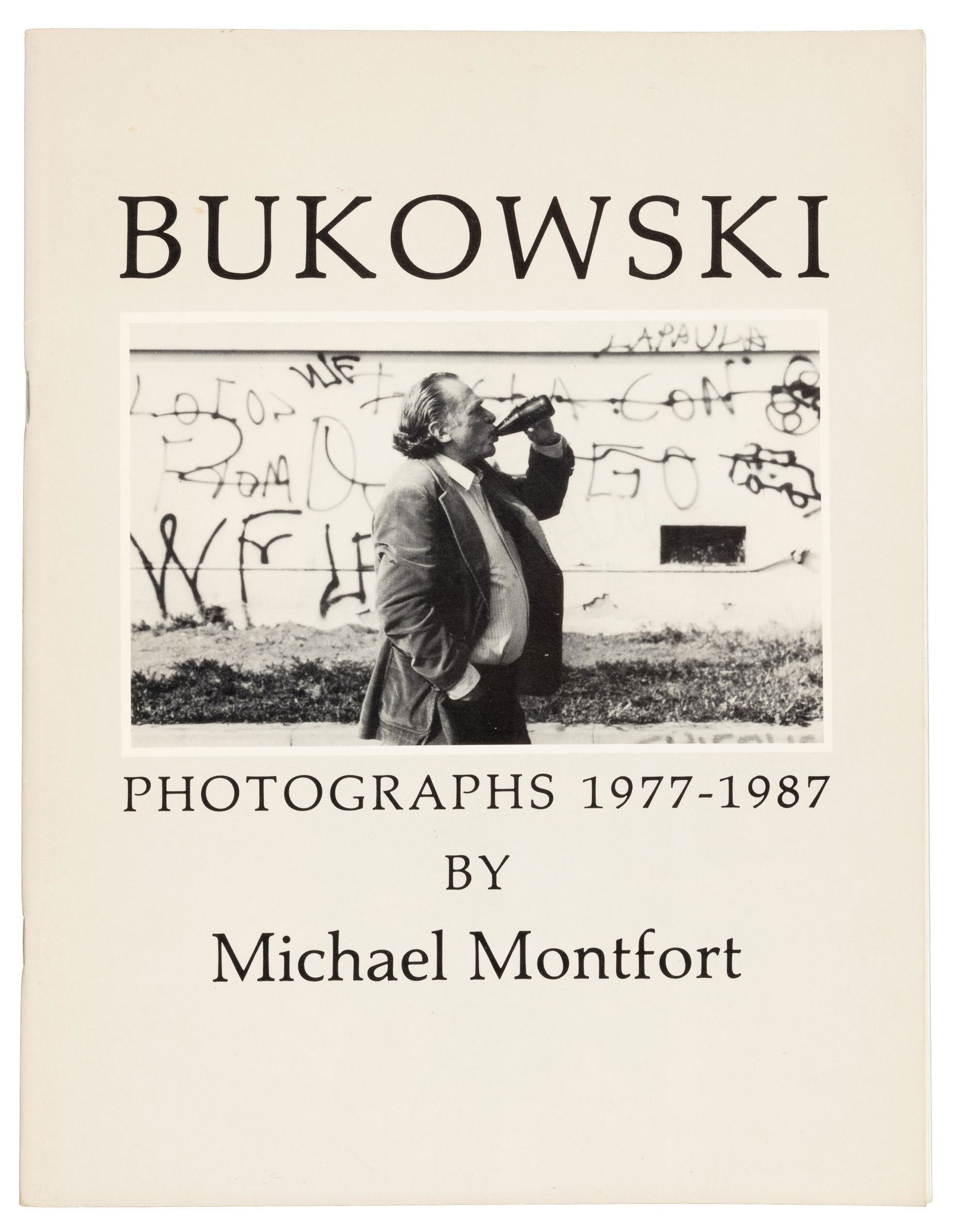 24 photographs Buk & Montfort signed (1 of 2)
