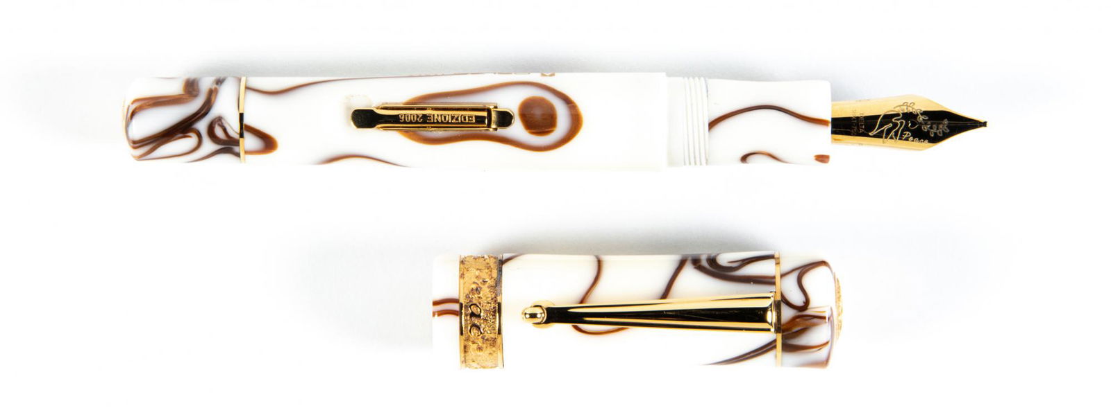 DELTA Peace Ltd Ed Fountain Pen (1 of 1)