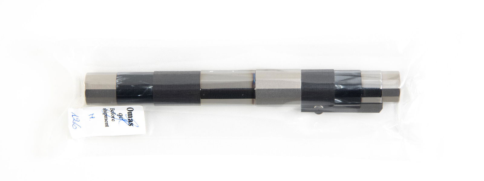 OMAS Fusion 85th Anniversary Ltd Ed Fountain Pen (1 of 2)