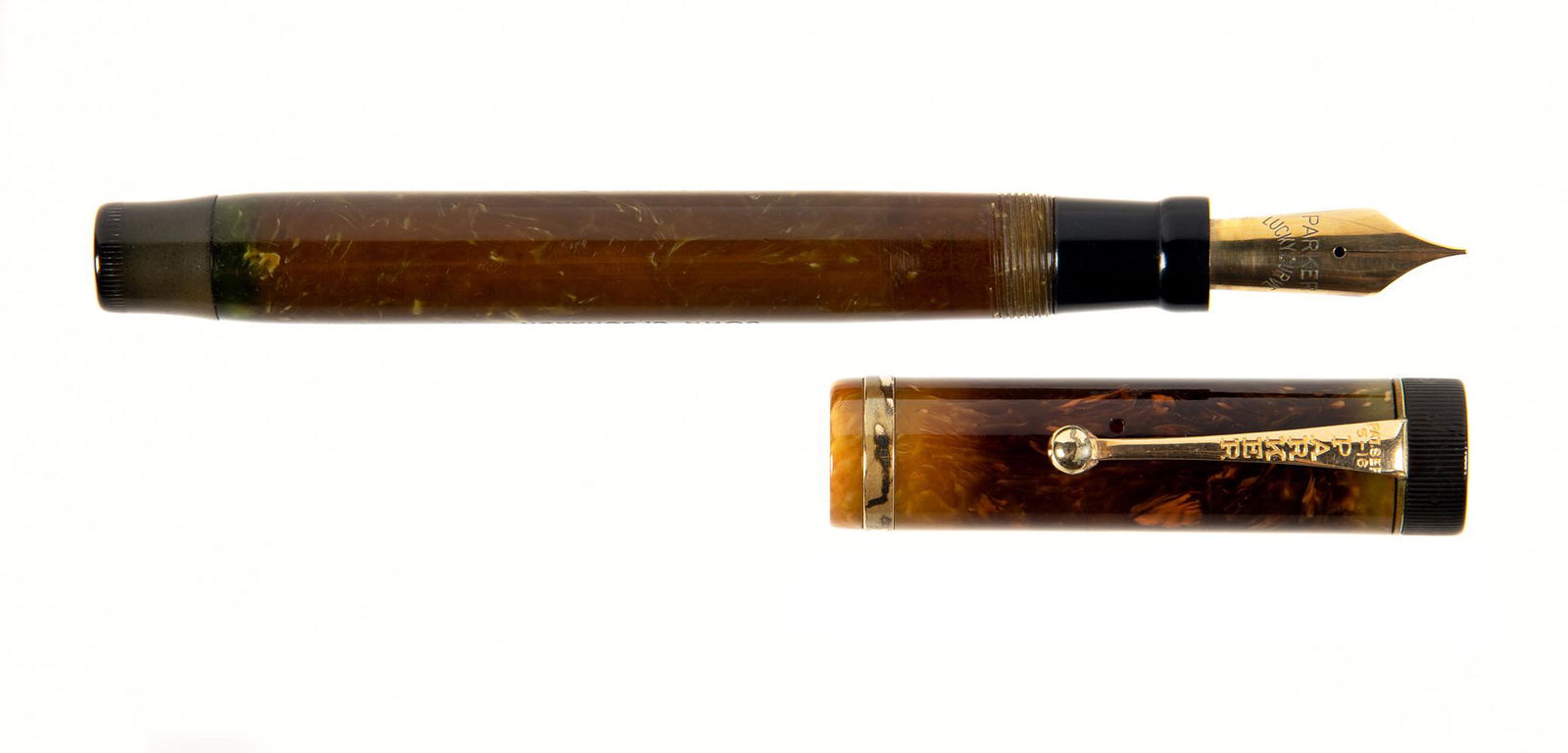 PARKER Lucky Curve Green Celluloid Fountain Pen, Large (1 of 1)