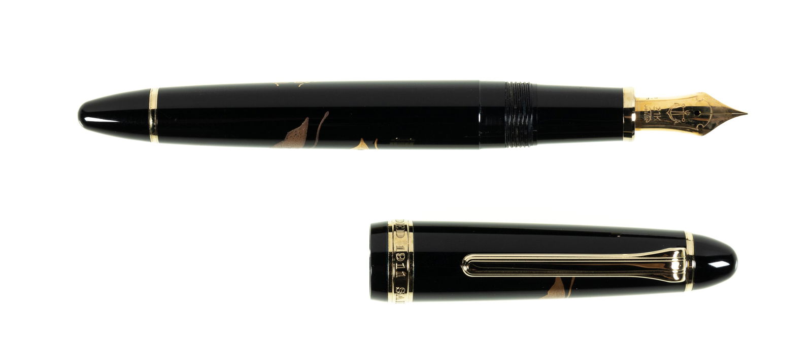 SAILOR Butterflies Maki-e Fountain Pen (1 of 2)