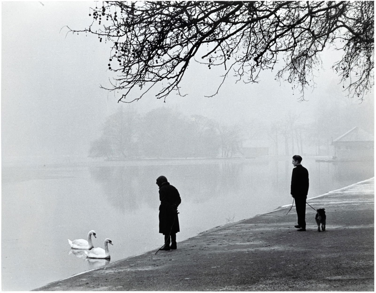 Cornell Capa Winter in Hyde Park (1 of 2)