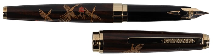 SAILOR: Lacquered Wood Fountain Pen, Cranes & Butterflies