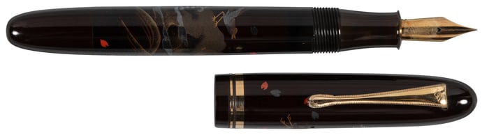 YOTSUBISHI: Sea Birds & Waves Vintage Maki-e Fountain Pen, c.1930s