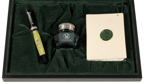DELTA: Lvgdvnvm Ltd Fountain Pen