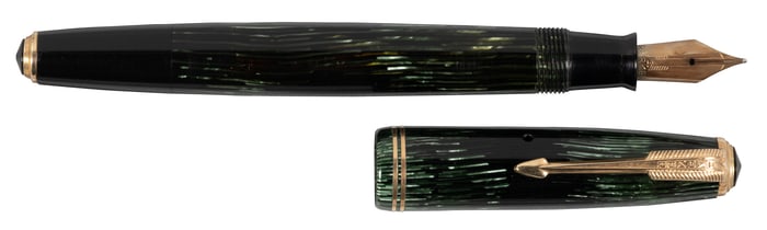 PARKER: Vacumatic Emerald Shadow-Wave Fountain Pen