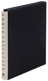 Photographs: Annie Leibovitz - signed Deluxe Edition