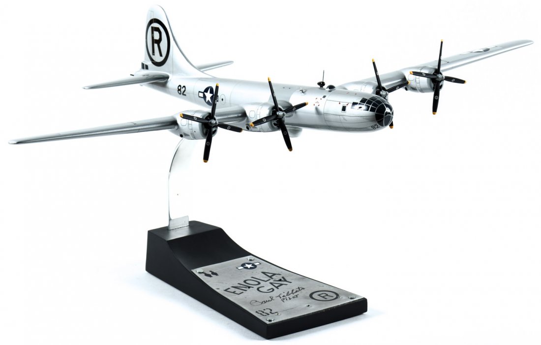 Signed Danbury Mint Limited Edition Enola Gay model (1 of 2)