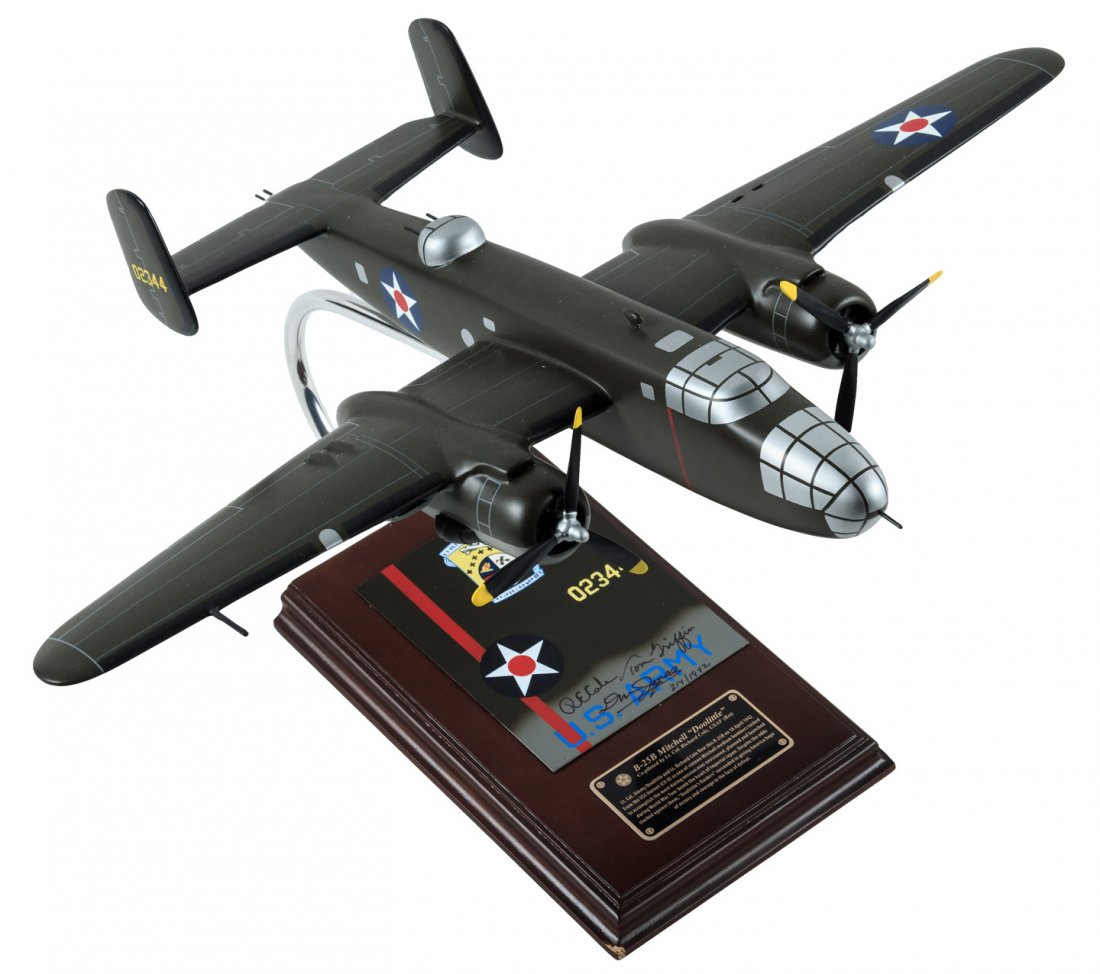 Signed B-25B Mitchell Bomber airplane model (1 of 1)