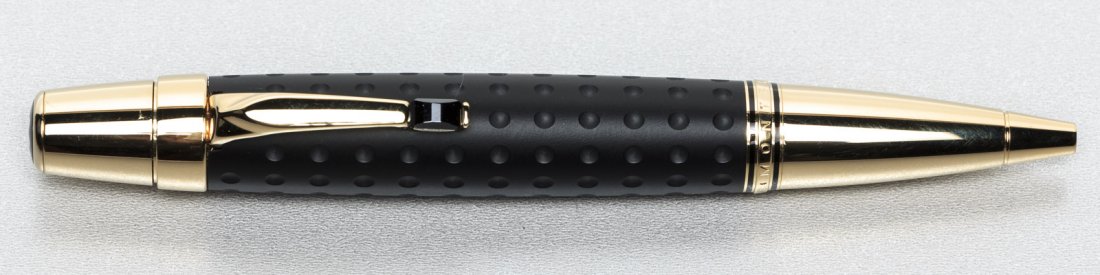 Montblanc: Boheme Dou Gold-Plated Guilloche Ballpoint: Heading: Author: Montblanc Title: Montblanc: Boheme Dou Gold-Plated Guilloche Ballpoint Pen Place Published: Publisher: Date Published: Description: Montblanc: Boheme Dou