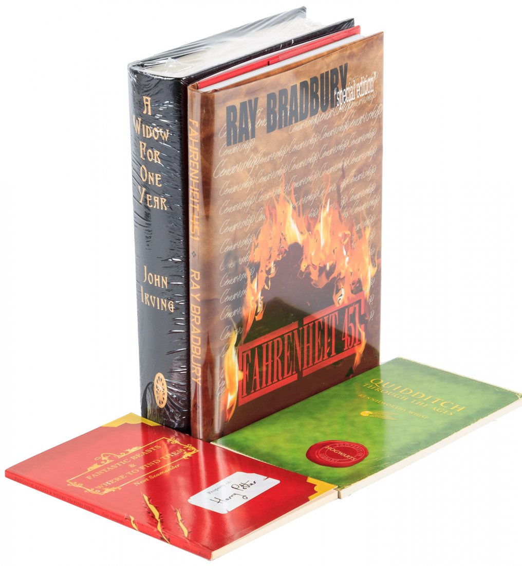 Four Volumes of Modern Literature (1 of 1)