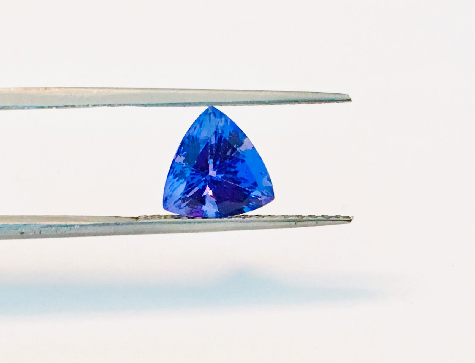 100% Natural AAA 2.70 Carat Loose Tanzanite Gemstone (1 of 3)