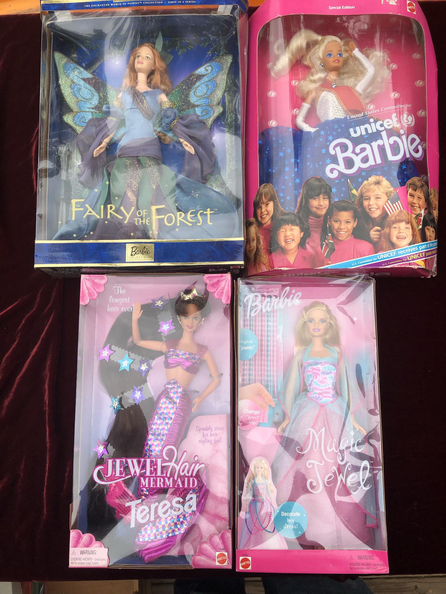 Barbie lot b (1 of 12)