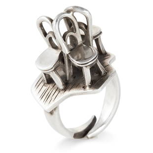 A 'BEDROOM CHAIRS' RING, OLE BENT PETERSEN FOR GEORG: A 'BEDROOM CHAIRS' RING, OLE BENT PETERSEN FOR GEORG JENSEN CIRCA 1978 in silver, signed Georg Jensen, stamped 925S, size M / 6, 12.3g.