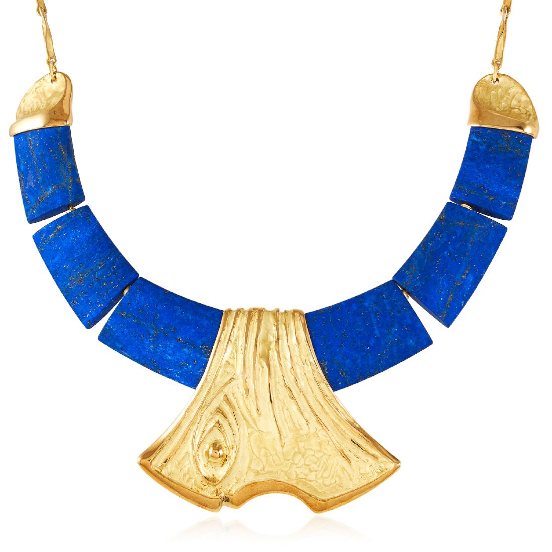 A LAPIS LAZULI COLLAR NECKLACE in 18ct yellow gold, (1 of 1)