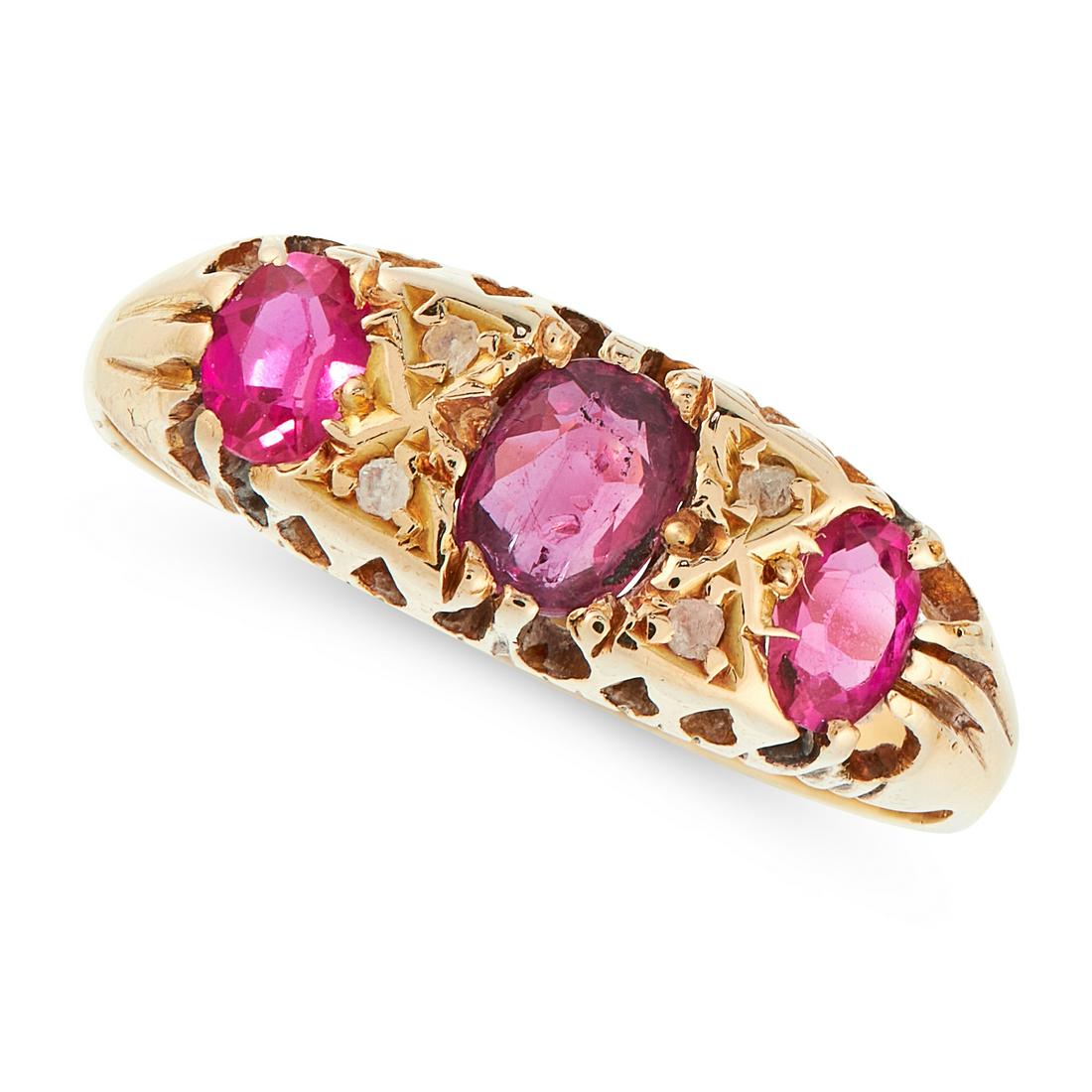 AN ANTIQUE RUBY AND DIAMOND RING in 18ct yellow gold, (1 of 1)