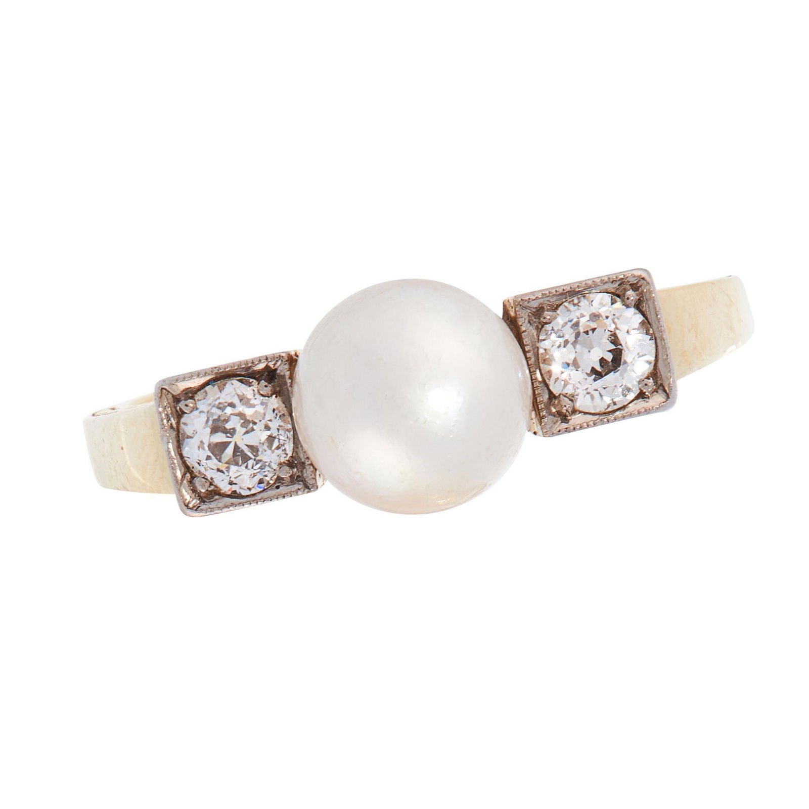 PEARL AND DIAMOND DRESS RING in 14ct yellow gold, set (1 of 1)