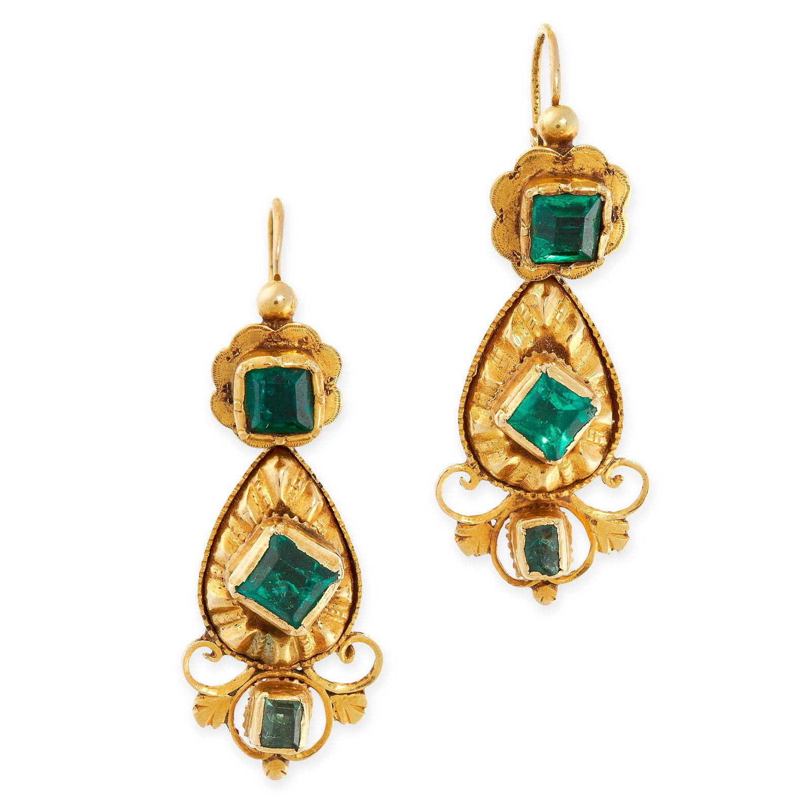 A PAIR OF ANTIQUE EMERALD EARRINGS, SPANISH CIRCA 1800 (1 of 1)