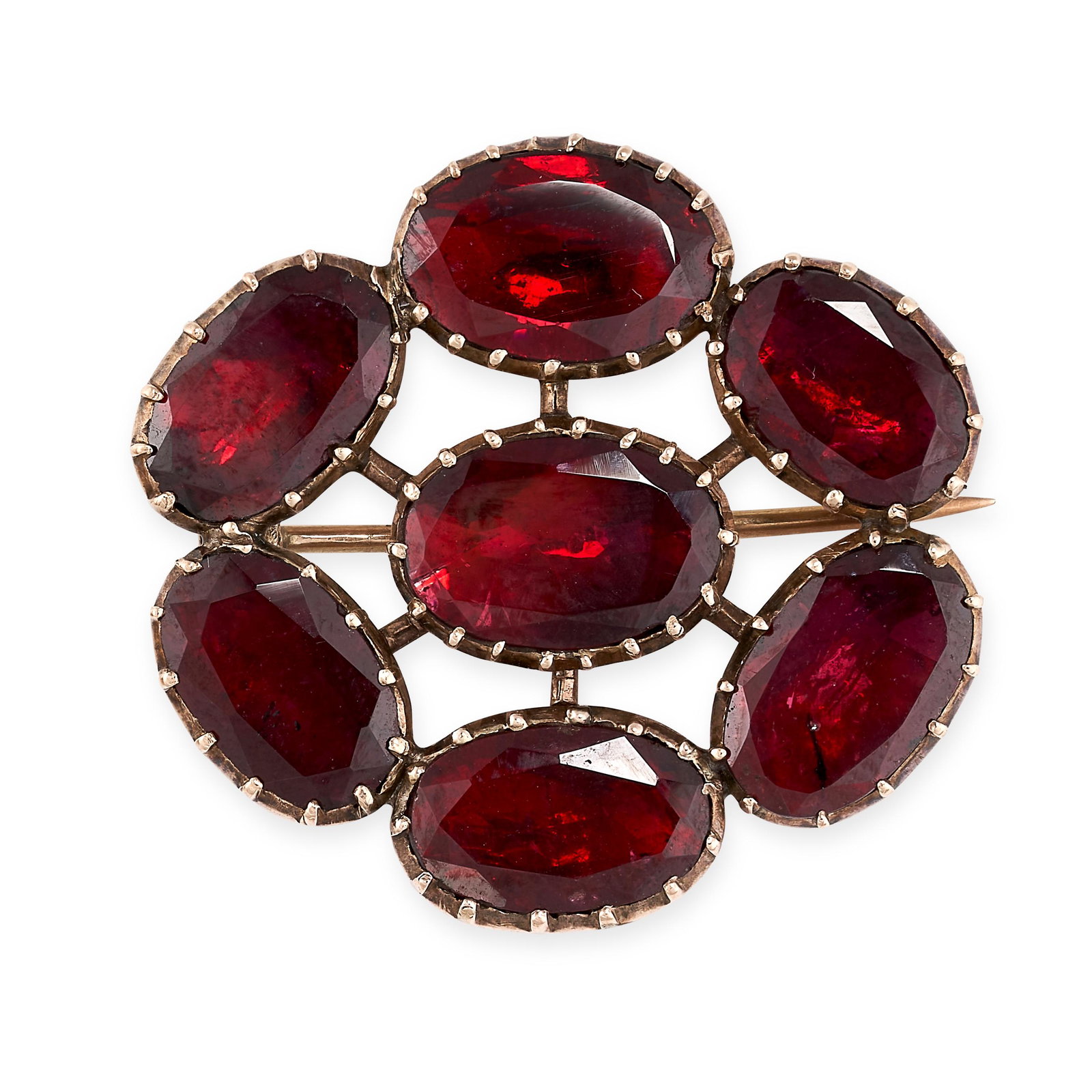 AN ANTIQUE GARNET BROOCH, 19TH CENTURY in yellow gold, (1 of 1)
