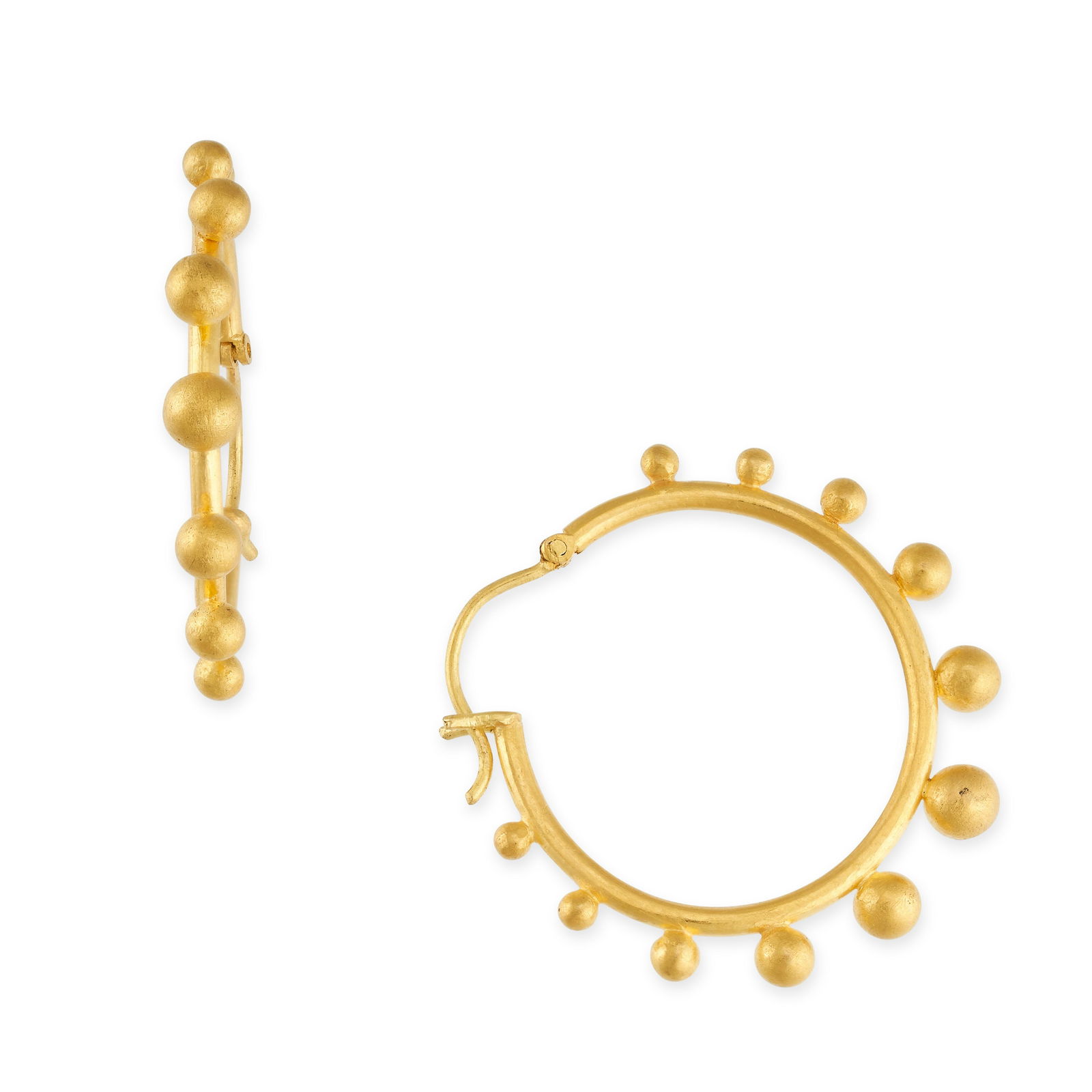 A PAIR OF GOLD HOOP EARRINGS in 15ct yellow gold, each (1 of 1)