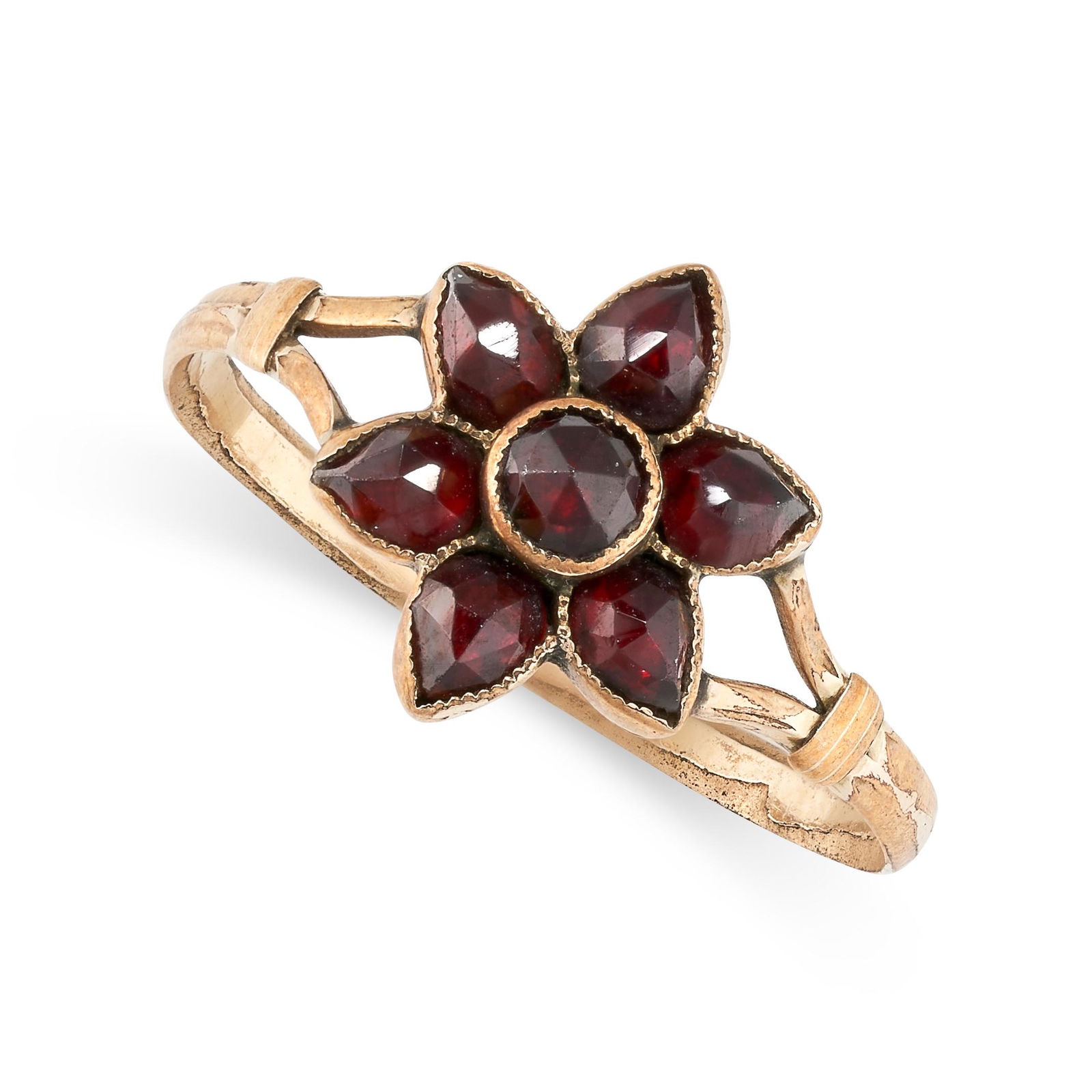 A GARNET FLOWER RING   Rose-cut garnets   No assay (1 of 2)