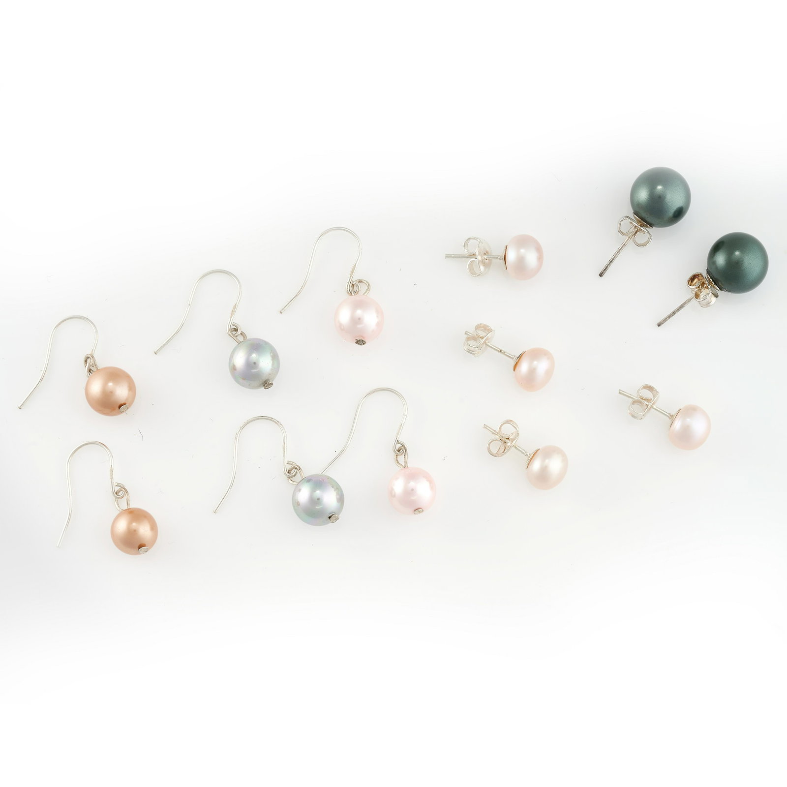 AN ASSORTED LOT OF PEARL EARRINGS comprising of two (1 of 1)