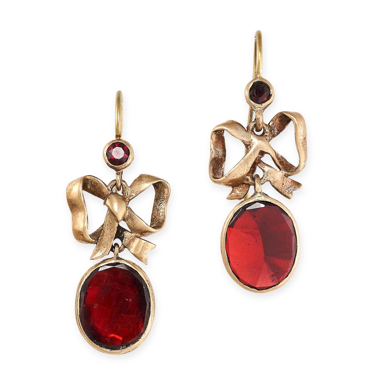 A PAIR OF ANTIQUE GARNET EARRINGS (1 of 1)