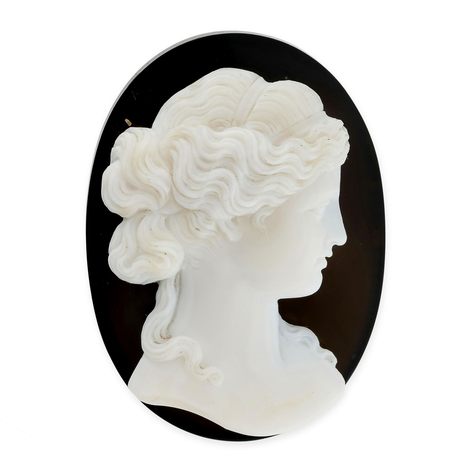 AN UNMOUNTED AGATE CAMEO   Carved in detail to depict (1 of 1)