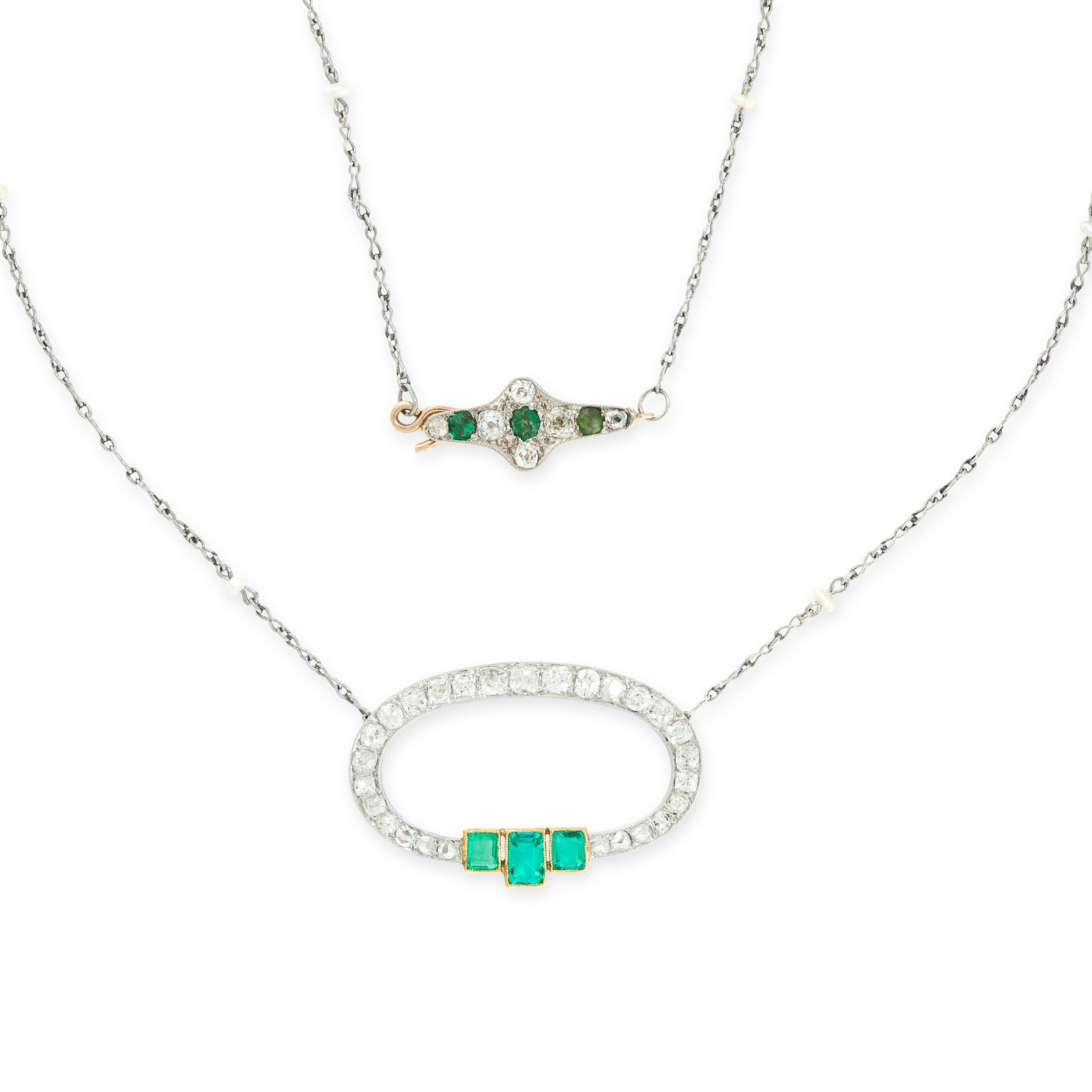 NO RESERVE - AN ART DECO EMERALD, DIAMOND AND PEARL PENDANT NECKLACE the annular pendant of oval (1 of 1)