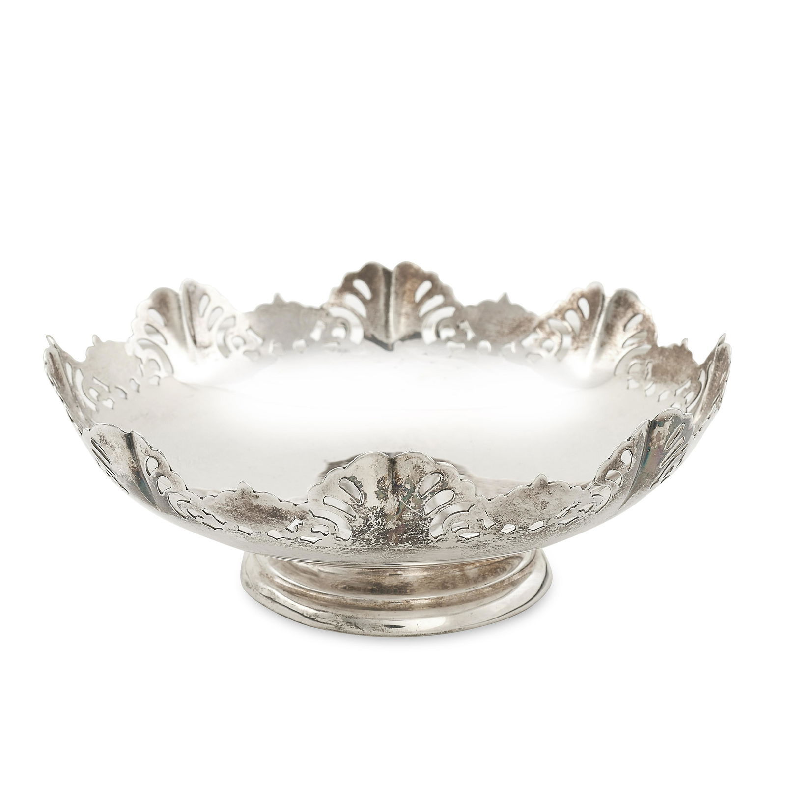 NO RESERVE - A GEORGE VI STERLING SILVER TAZZA, EMILE VINER, SHEFFIELD 1933 the scalloped circular (1 of 1)