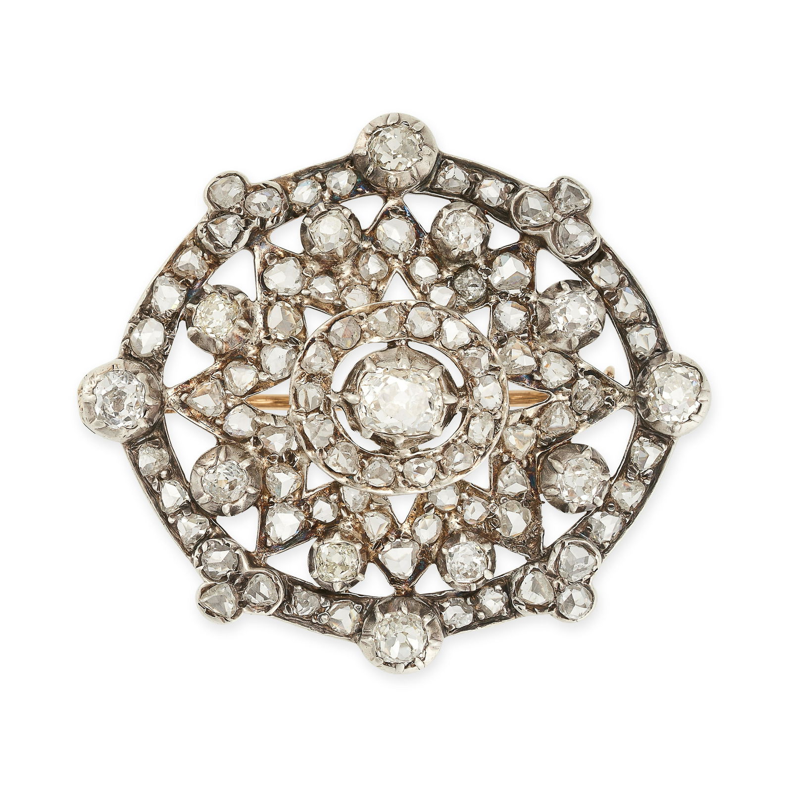 A FINE ANTIQUE DIAMOND BROOCH / PENDANT, 19TH CENTURY the oval body of openwork design, set (1 of 1)
