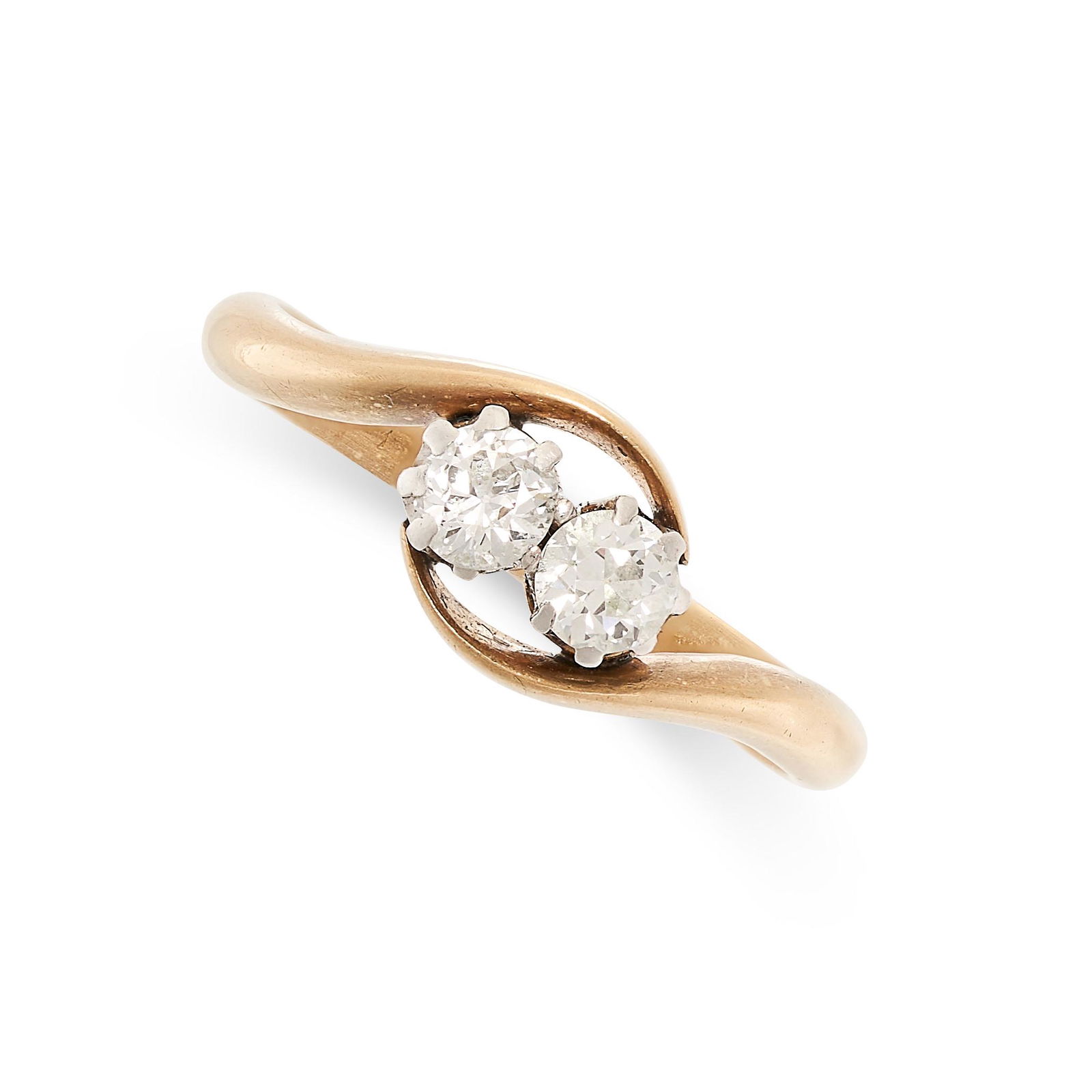 NO RESERVE - A DIAMOND TOI ET MOI RING, EARLY 20TH CENTURY in 18ct yellow gold and platinum, set (1 of 1)
