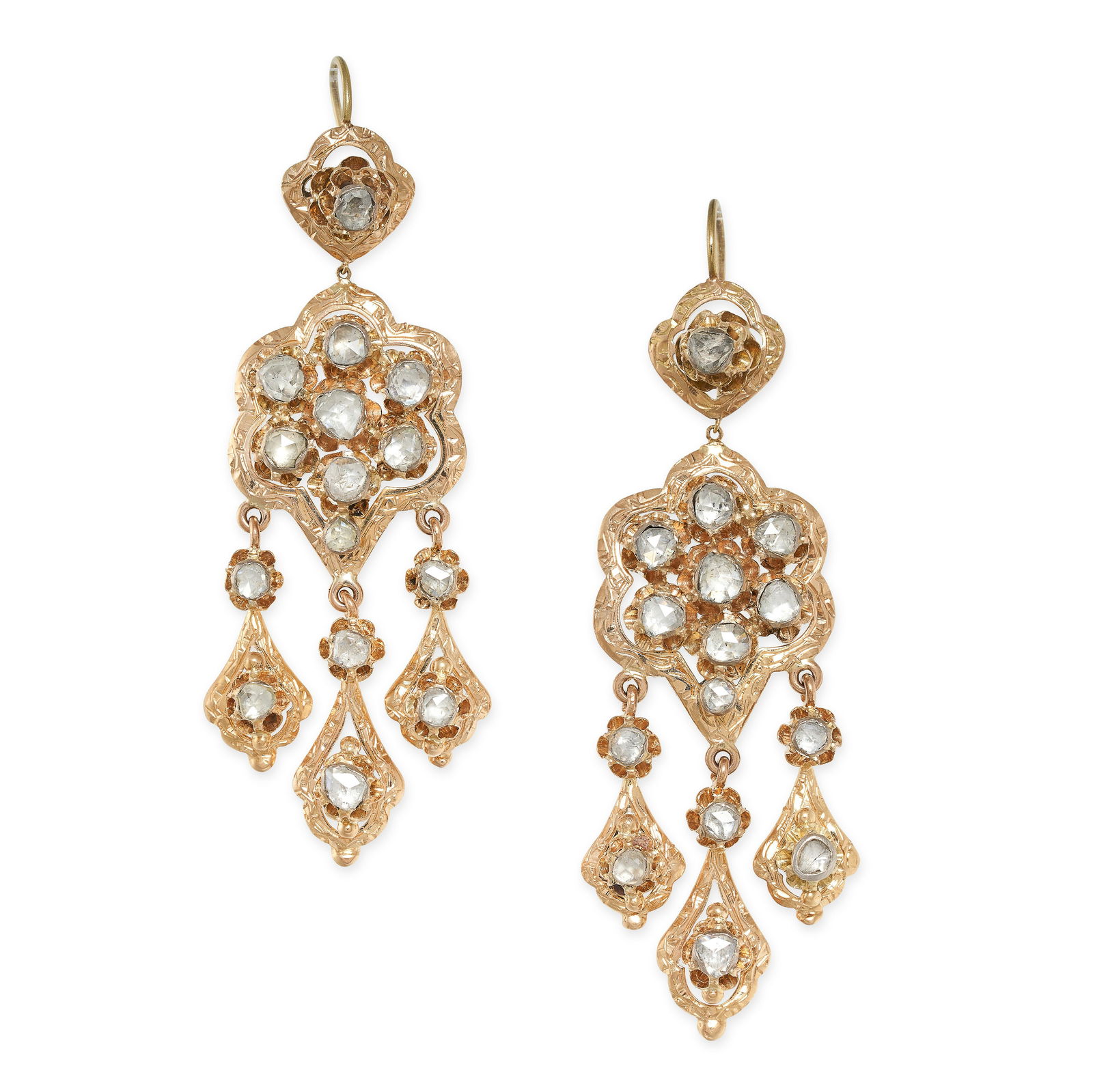 A PAIR OF ANTIQUE DIAMOND DROP EARRINGS in yellow gold, in foliate motif, set with a cluster of rose (1 of 1)
