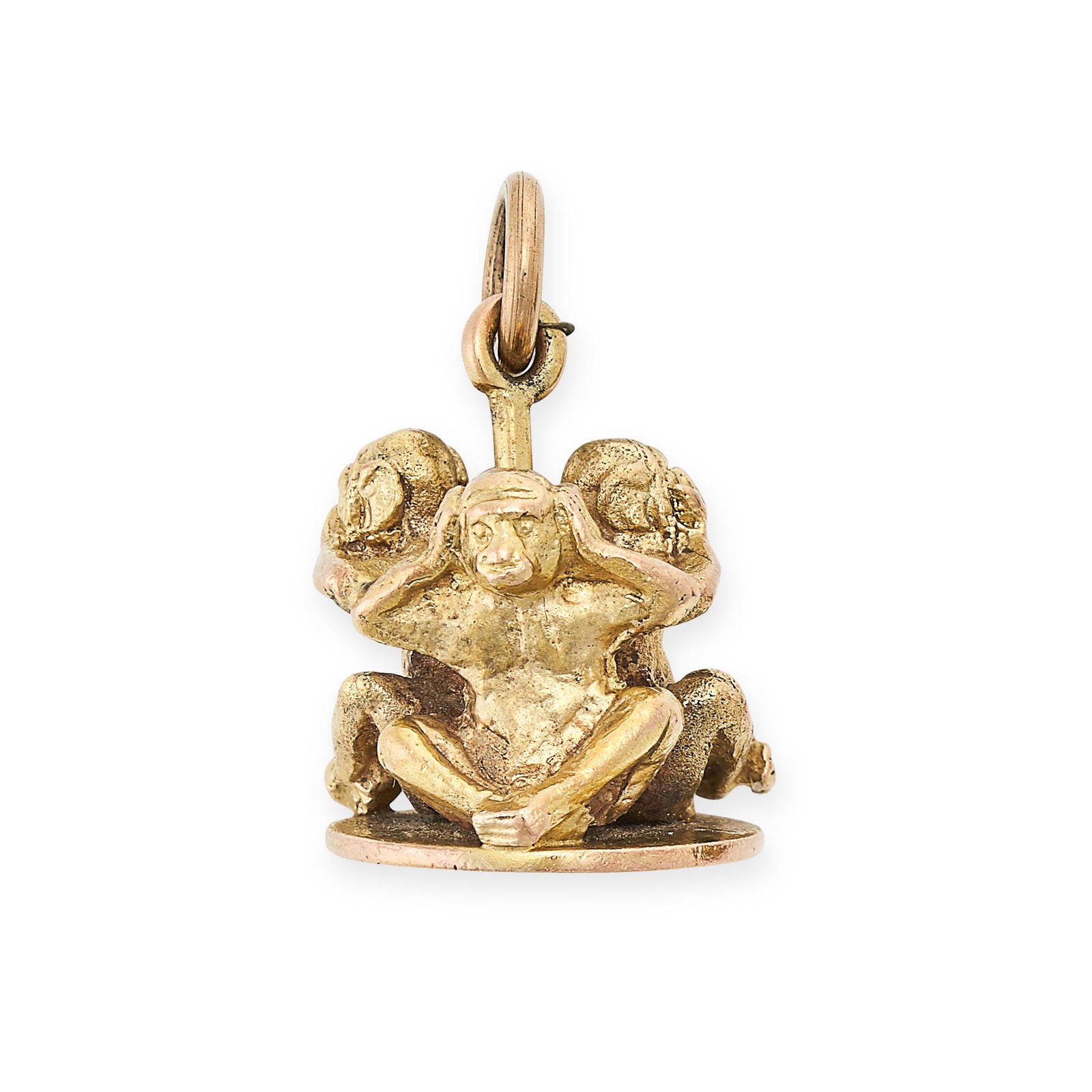 A VINTAGE GOLD THREE WISE MONKEYS CHARM/PENDANT in 9ct yellow gold, designed to depict three seated: A VINTAGE GOLD THREE WISE MONKEYS CHARM/PENDANT in 9ct yellow gold, designed to depict three seated monkeys symbolising hear no evil, see no evil, speak no evil, full British hallmarks for 9ct gold, 1
