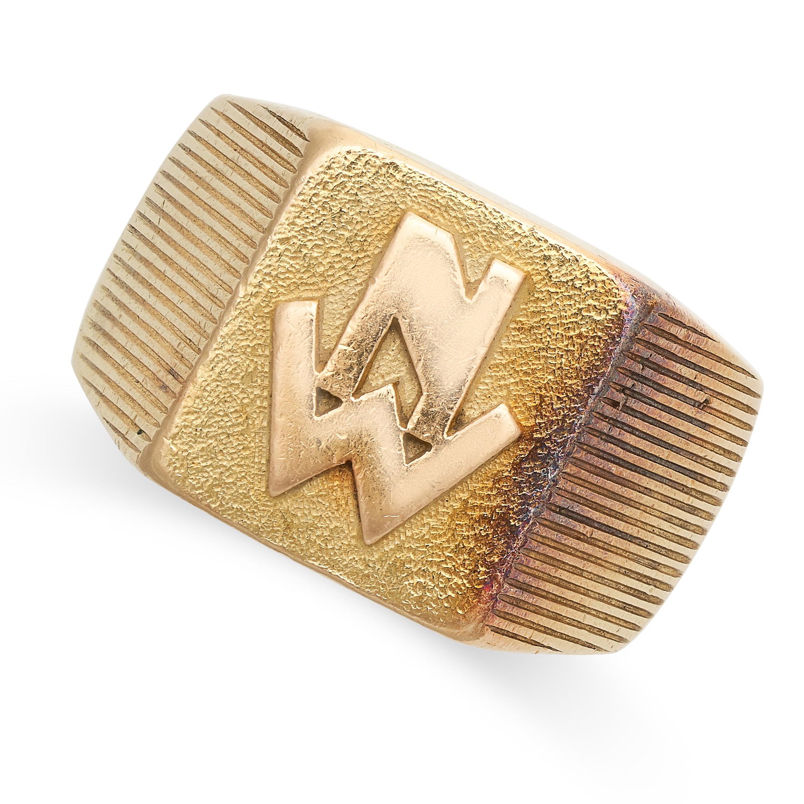 A VINTAGE GOLD SIGNET RING the band with reeded decoration to the shoulders, with raised initials NW: A VINTAGE GOLD SIGNET RING the band with reeded decoration to the shoulders, with raised initials NW to the face, stamped 18ct, size W / 11, 42.7g.