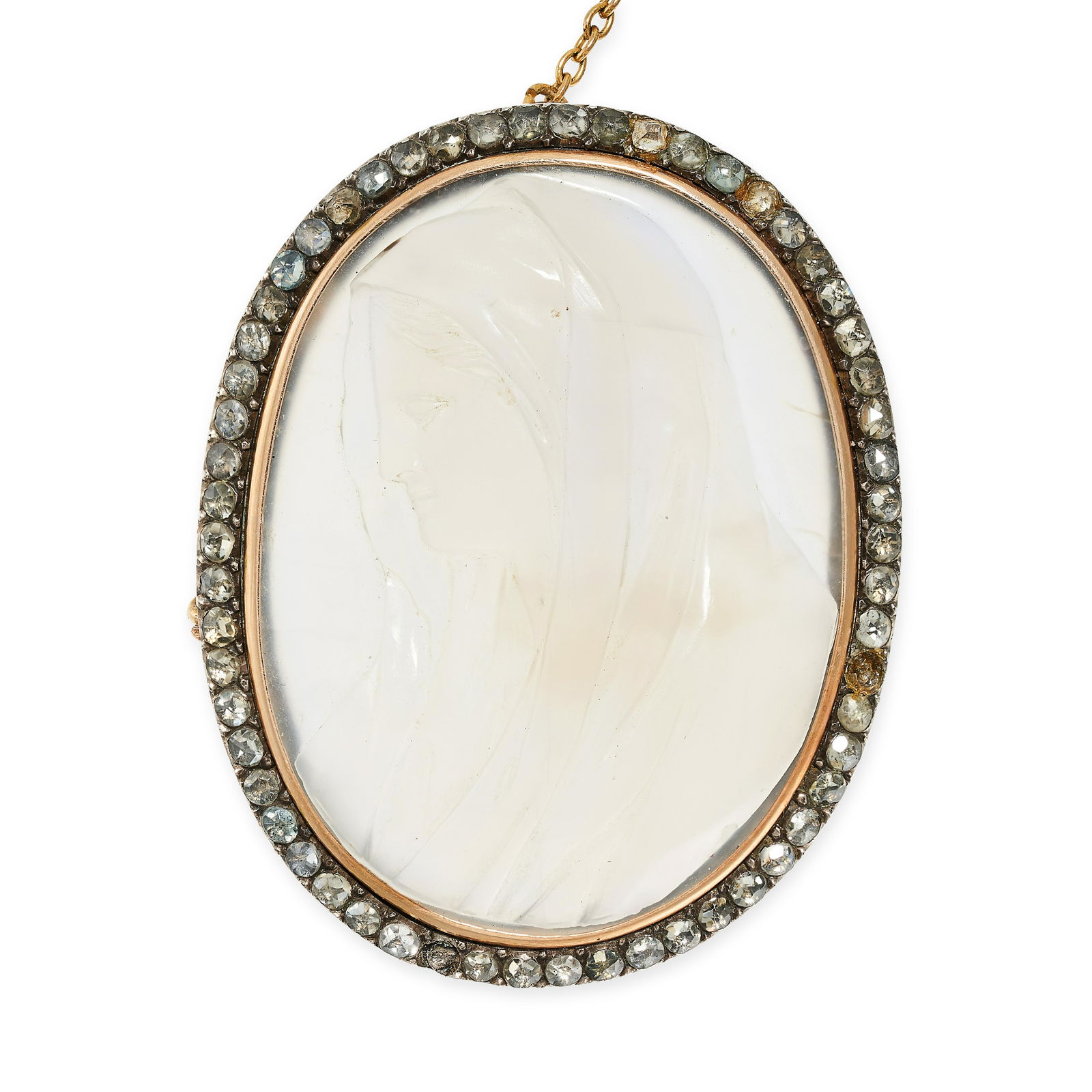 AN ANTIQUE VIRGIN MARY CHALCEDONY AND DIAMOND CAMEO BROOCH in yellow gold and silver, set with an (1 of 1)
