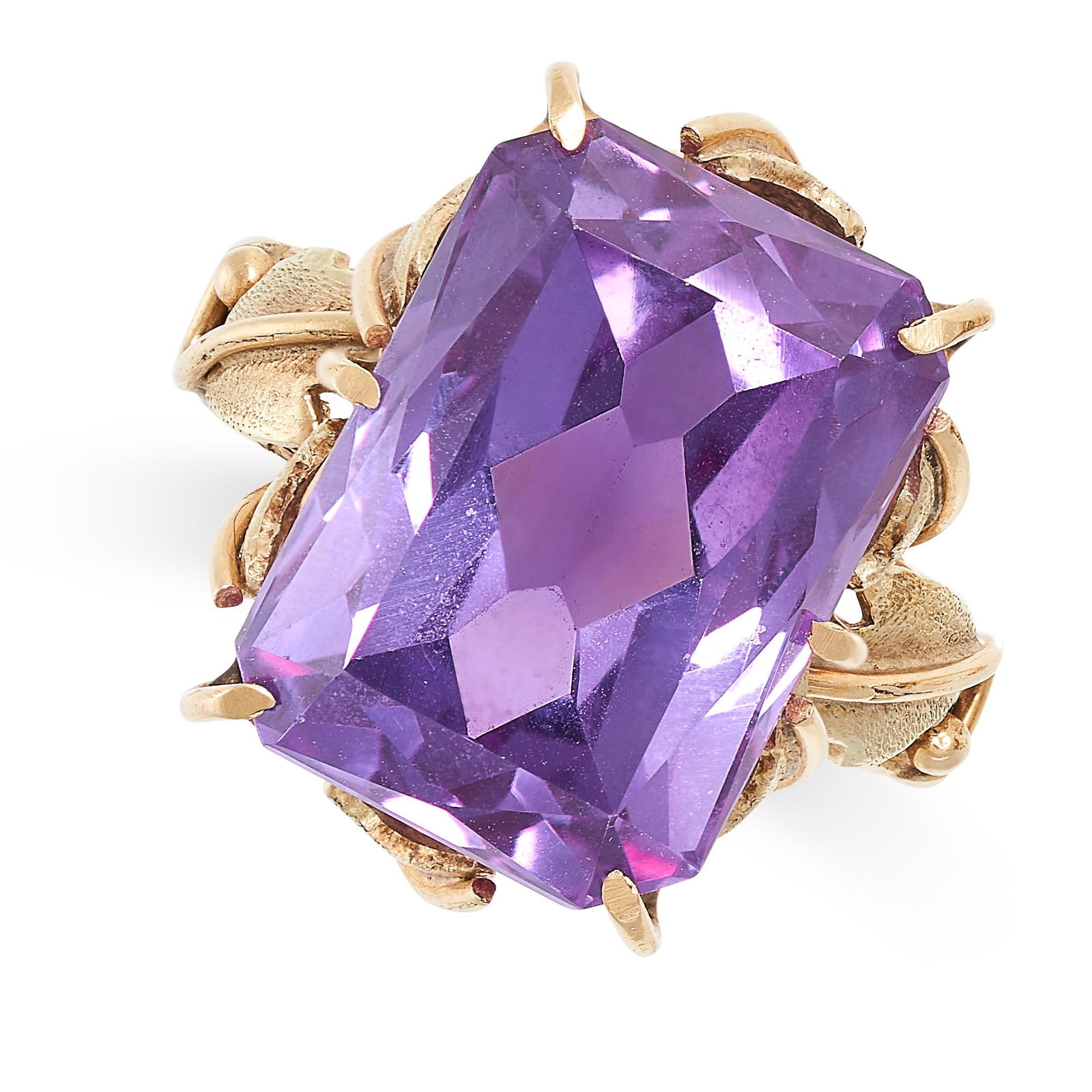 A VINTAGE SYNTHETIC COLOUR CHANGE SAPPHIRE DRESS RING in yellow gold, set with an emerald cut (1 of 2)