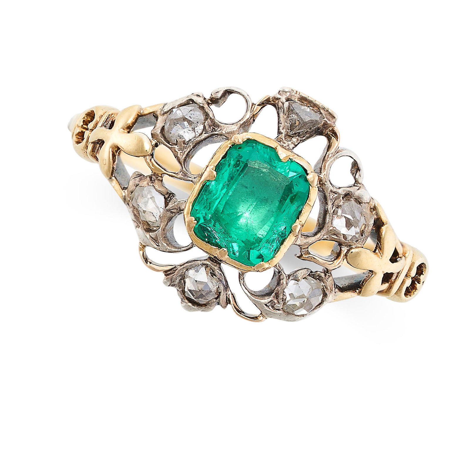 AN ANTIQUE EMERALD AND DIAMOND RING, EARLY 19TH CENTURY in yellow gold and silver, set with a (1 of 2)