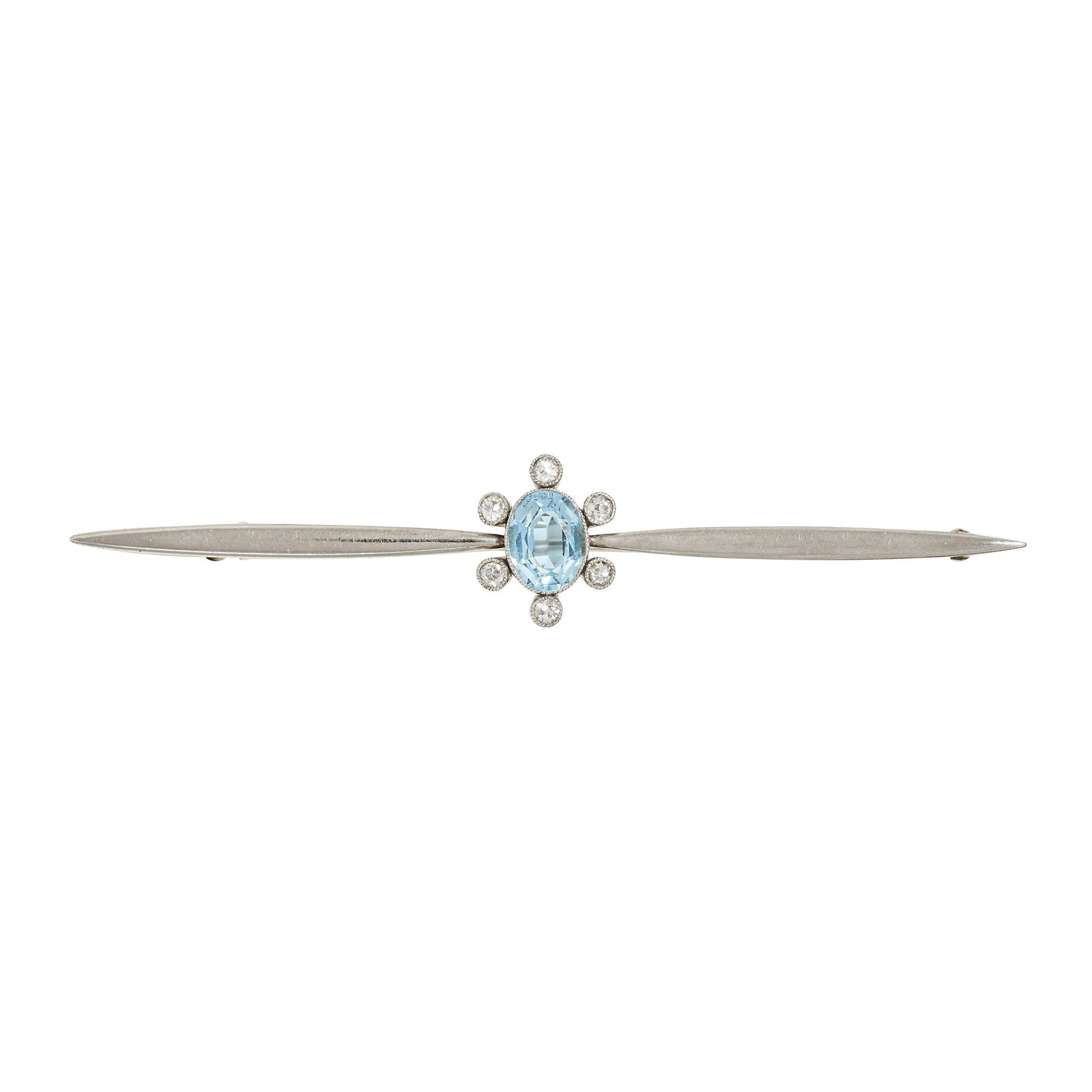 AN ANTIQUE AQUAMARINE AND DIAMOND BAR BROOCH in 15ct gold, set with an oval cut aquamarine in a (1 of 1)