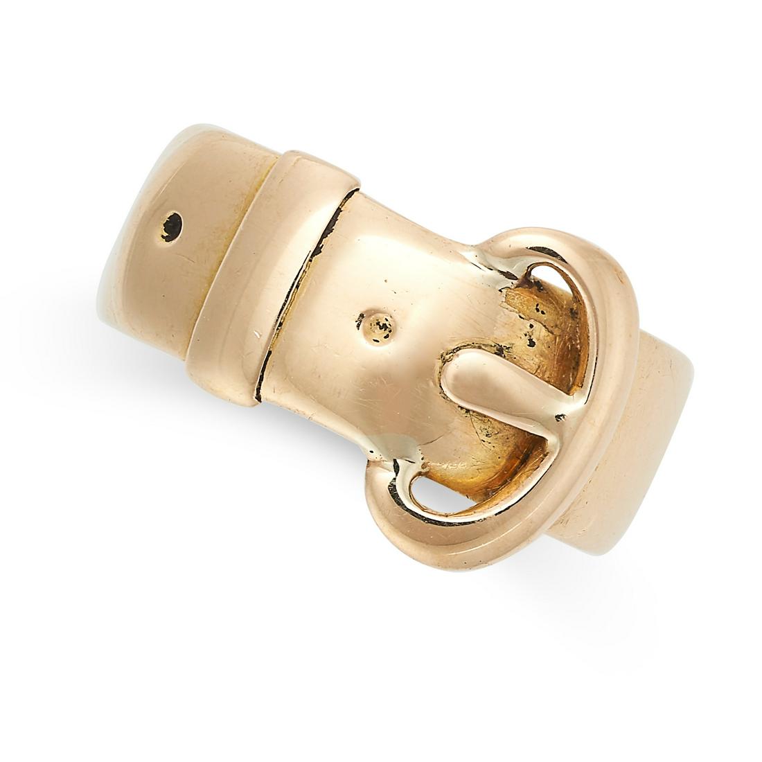 AN ANTIQUE BELT BUCKLE RING in 18ct yellow gold, designed as a belt buckle, inscribed 'In Memory of: AN ANTIQUE BELT BUCKLE RING in 18ct yellow gold, designed as a belt buckle, inscribed 'In Memory of Father Jan. 10 1886, In Memory of Mother Feb. 13 1886', full British hallmarks for Chester 1884, siz