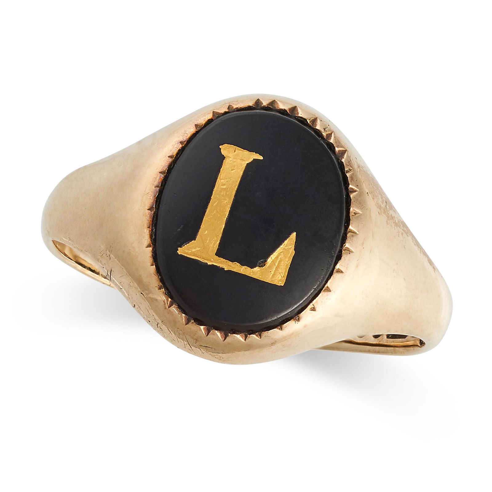 A VINTAGE ONYX SIGNET RING in 9ct yellow gold, set with a piece of onyx inlaid with an applied gold (1 of 1)