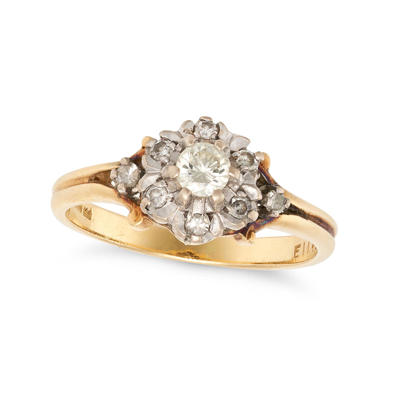 NO RESERVE - A VINTAGE DIAMOND CLUSTER RING in 18ct yellow gold, set with a round brilliant cut (1 of 2)