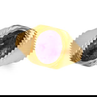 BULGARI, AN AMETHYST RING in 22ct yellow gold, the geometric band set with an oval cut amethyst,: BULGARI, AN AMETHYST RING in 22ct yellow gold, the geometric band set with an oval cut amethyst, signed BVLGARI NY, stamped 22K, size J / 4.75, 17.6g.