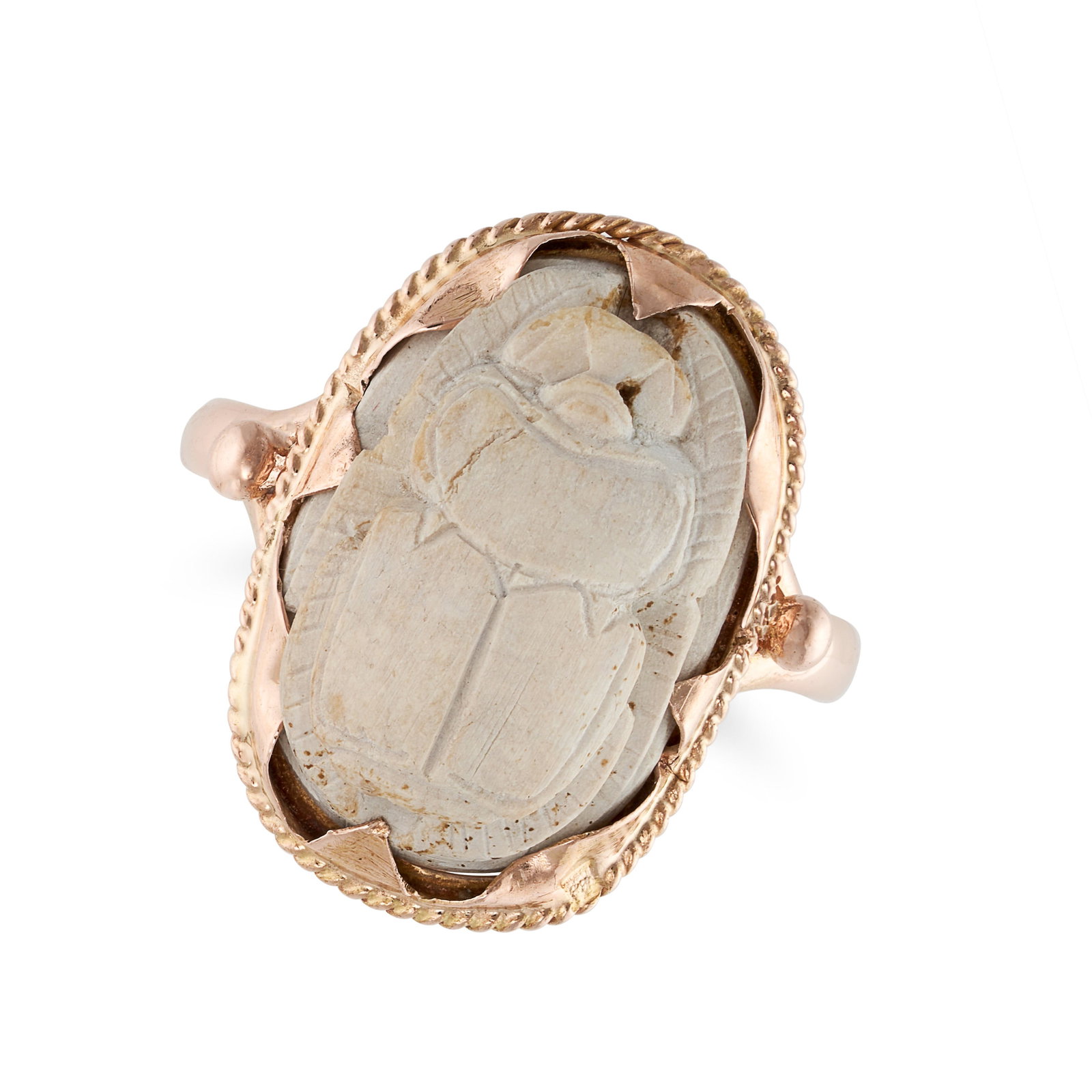 NO RESERVE - A SCARAB BEETLE RING in 14ct yellow gold, set with a carved scarab beetle, no assay: NO RESERVE - A SCARAB BEETLE RING in 14ct yellow gold, set with a carved scarab beetle, no assay marks, size Q / 8.25, 2.9g.