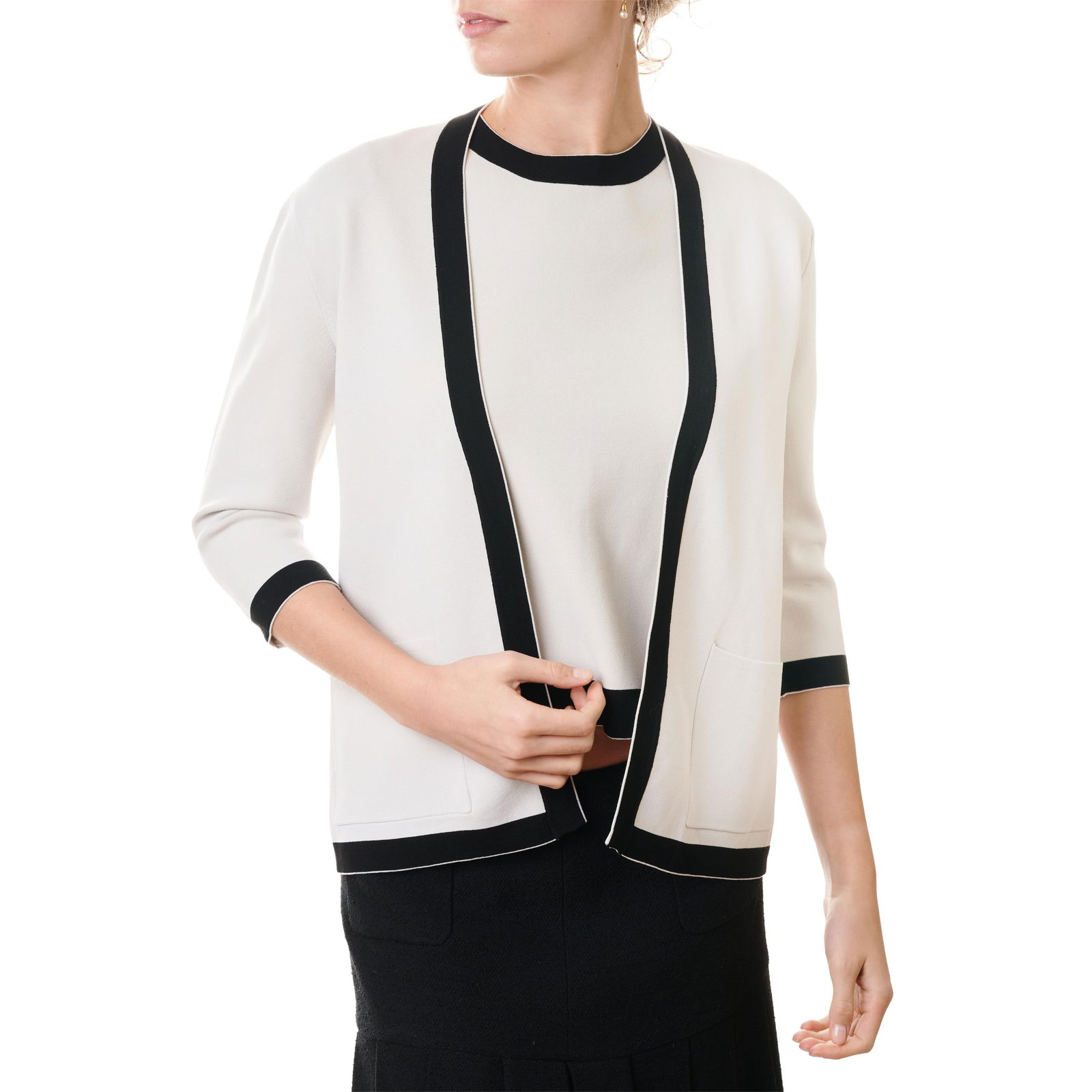 NO RESERVE - MAX MARA GREY AND BLACK TWINSET Condition grade B+. Top 90cm chest, 50cm length, c...: NO RESERVE - MAX MARA GREY AND BLACK TWINSET Condition grade B+. Top 90cm chest, 50cm length, cardigan 80cm chest, 60cm length. Pale grey and black toned short sleeve top and matching cardigan. Please